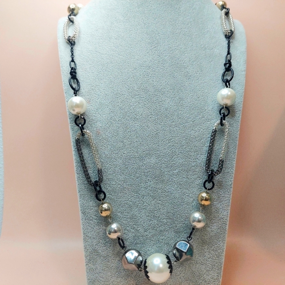30 Inch Necklace with Mesh Links and Beads
